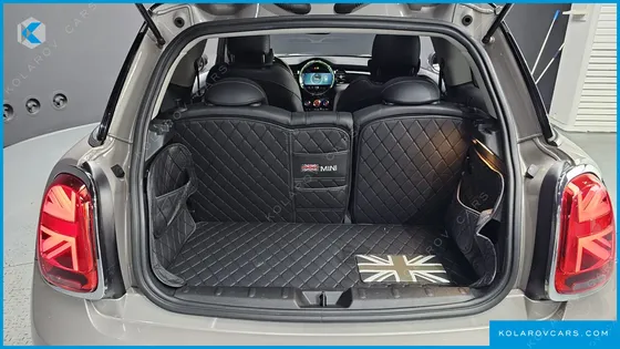 MINI COOPER CLASSIC PLUS LAUNCH PACK