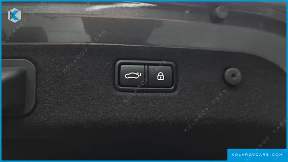 GENESIS G70 2.0T AWD