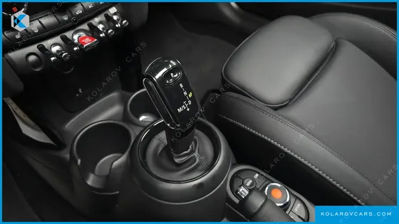 MINI COOPER CLASSIC PLUS LAUNCH PACK