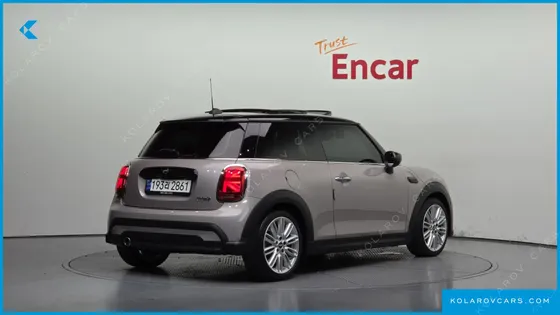 MINI COOPER CLASSIC PLUS LAUNCH PACK