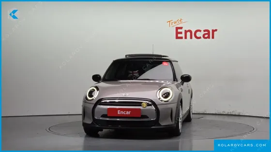 MINI COOPER CLASSIC PLUS LAUNCH PACK