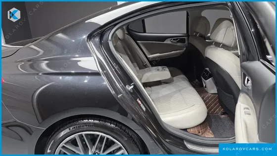 GENESIS G70 2.0T AWD