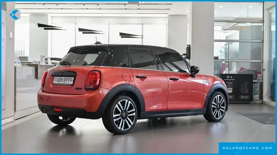 MINI COOPER 5DOOR ROSEWOOD EDITION