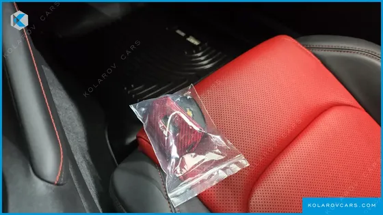 CHEVROLET (GM DAEWOO) CAMARO SS 6.2 V8 VOLCANO RED