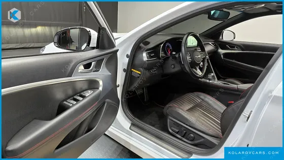GENESIS G70 2.0T AWD