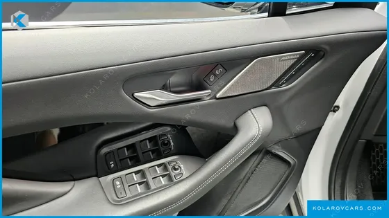 JAGUAR I-PACE EV400 SE