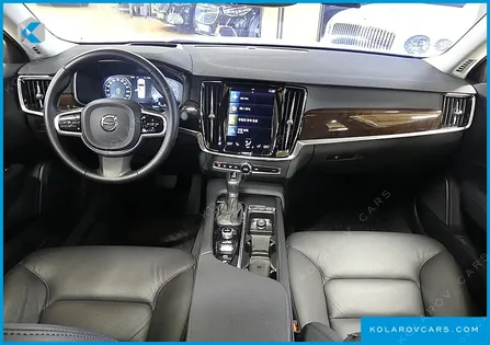 VOLVO S90 T5 MOMENTUM