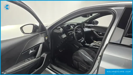 PEUGEOT 208 GT