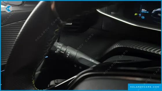 PEUGEOT 208 GT