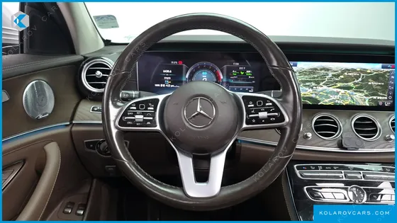 MERCEDES E-CLASS E300E 4MATIC EXCLUSIVE