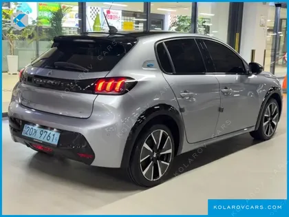 PEUGEOT 208 GT