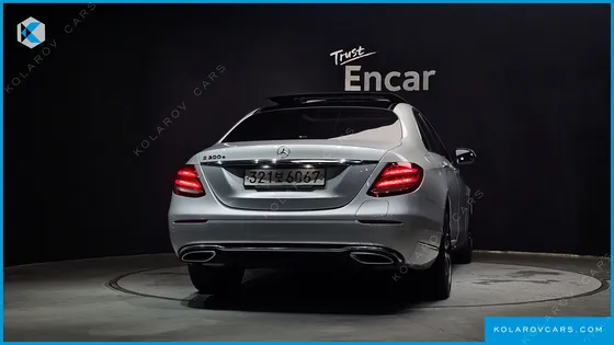 MERCEDES E-CLASS E300E EXCLUSIVE