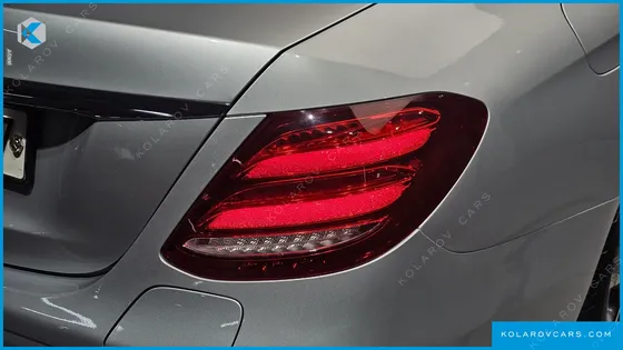 MERCEDES E-CLASS E300E EXCLUSIVE