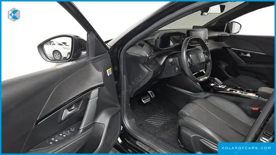 PEUGEOT 208 GT LINE