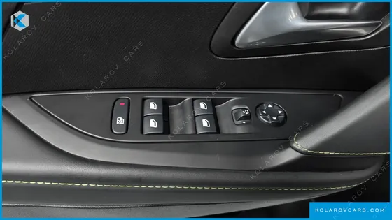 PEUGEOT 208 GT LINE