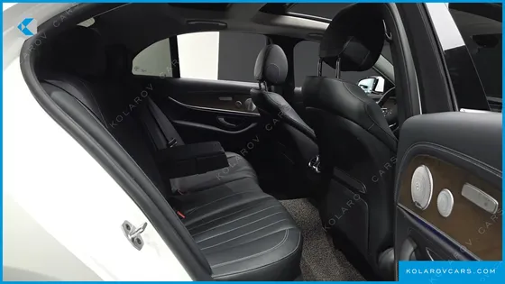 MERCEDES E-CLASS E300E EXCLUSIVE