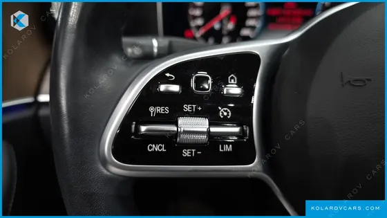 MERCEDES E-CLASS E300E EXCLUSIVE
