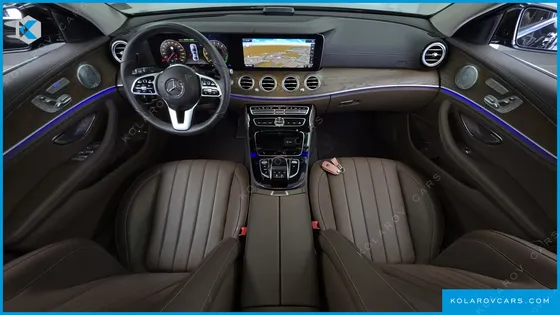 MERCEDES E-CLASS E300E EXCLUSIVE
