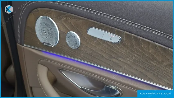MERCEDES E-CLASS E300E EXCLUSIVE