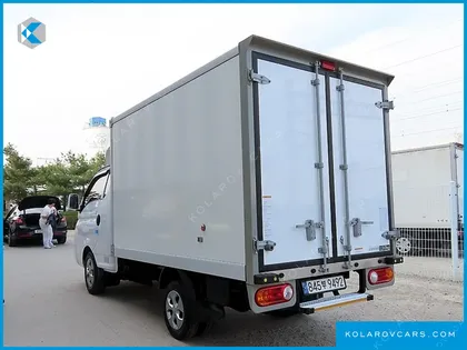 HYUNDAI PORTER II SUPER CABIN LPG