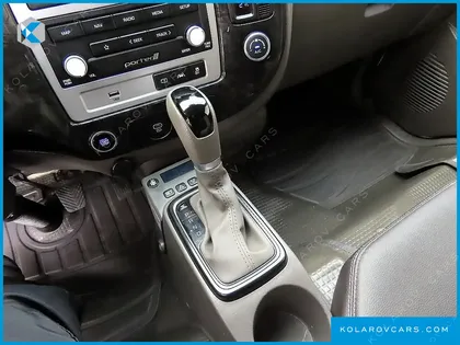 HYUNDAI PORTER II SUPER CABIN LPG