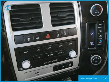 HYUNDAI PORTER II DOUBLE CABIN LPG