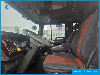 HYUNDAI MEGA TRUCK GOLD
