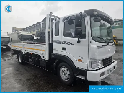 HYUNDAI MEGA TRUCK GOLD