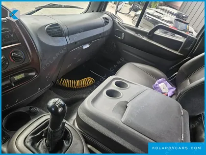 HYUNDAI MEGA TRUCK GOLD