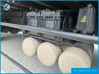 HYUNDAI MEGA TRUCK GOLD