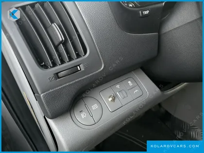 HYUNDAI GRAND STAREX NONE