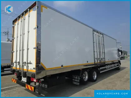 HYUNDAI MEGA TRUCK GOLD