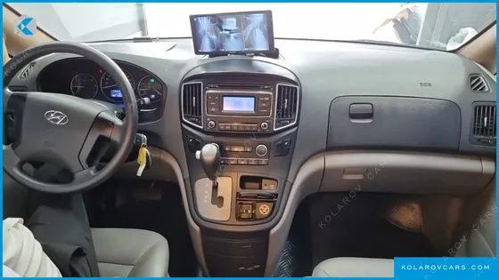 HYUNDAI GRAND STAREX NONE