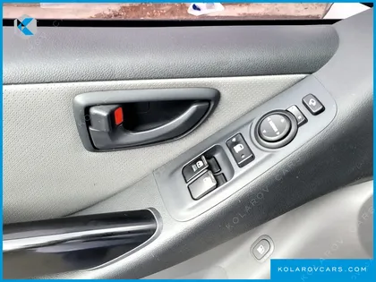 HYUNDAI GRAND STAREX NONE