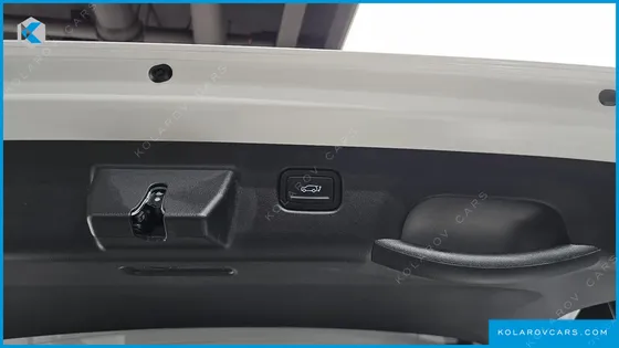 HYUNDAI KONA GASOLINE 1.6 TURBO 2WD