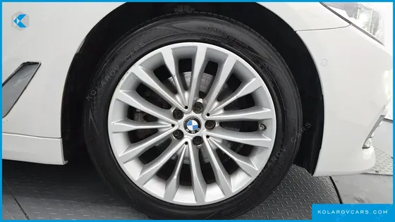 BMW 5 SERIES 520D LUXURY SPECIAL EDITION