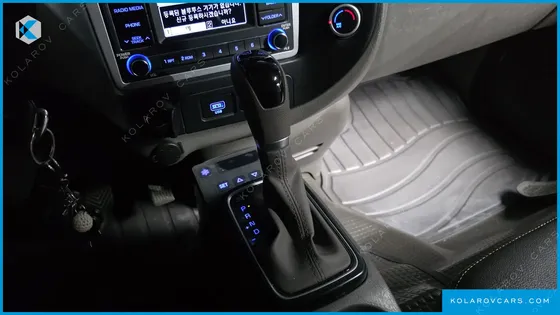 HYUNDAI PORTER II SUPER CABIN LPG
