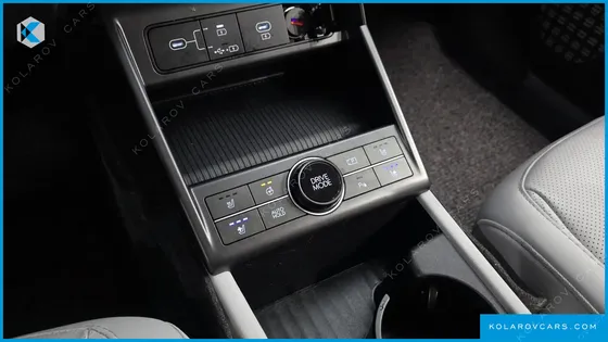 HYUNDAI KONA GASOLINE 2.0 2WD