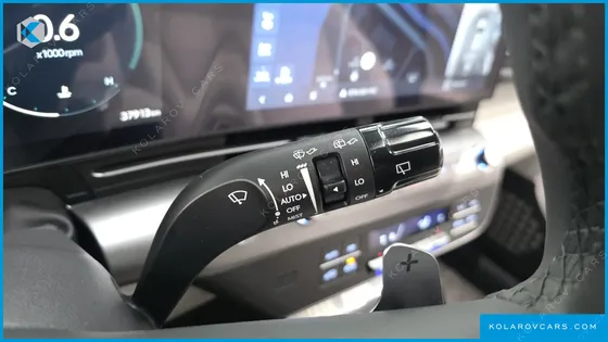 HYUNDAI KONA GASOLINE 2.0 2WD
