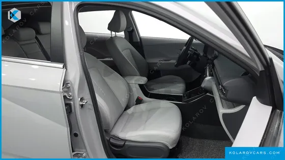 HYUNDAI KONA GASOLINE 2.0 2WD