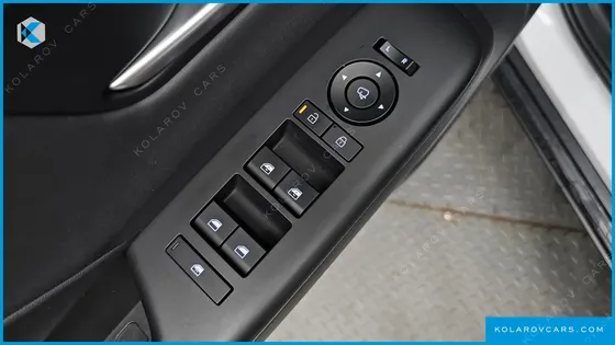 HYUNDAI KONA GASOLINE 2.0 2WD