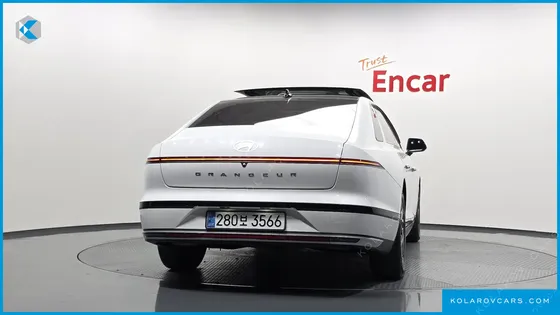 HYUNDAI GRANDEUR 2,5 GASOLINE 2WD