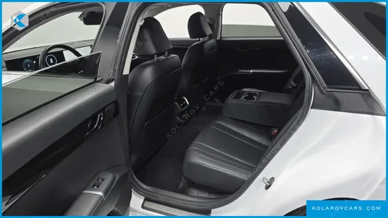 HYUNDAI GRANDEUR 2,5 GASOLINE 2WD