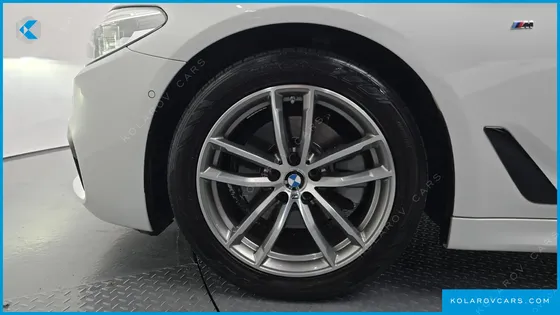 BMW 5 SERIES 520D XDRIVE M SPORT PACKAGE PLUS