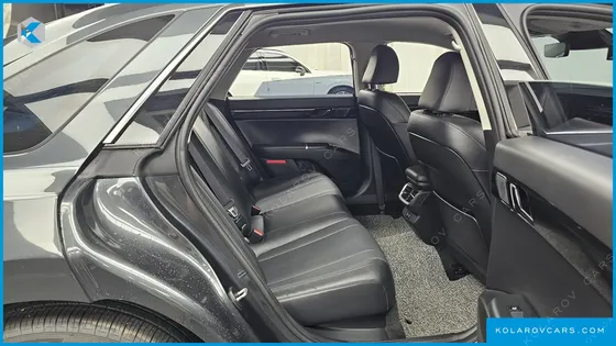 HYUNDAI GRANDEUR 2,5 GASOLINE 2WD