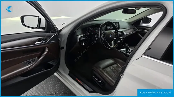 BMW 5 SERIES 520D LUXURY PLUS