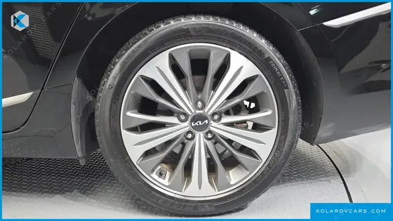 KIA K8 SIGNATURE