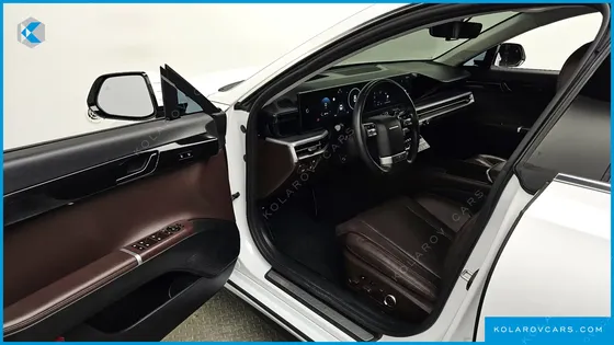 HYUNDAI GRANDEUR 2,5 GASOLINE 2WD