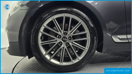KIA K9 3.3 GDI AWD