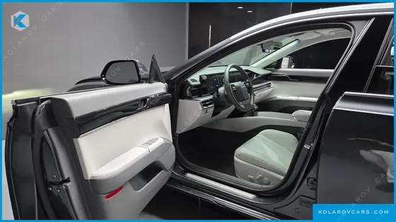 HYUNDAI GRANDEUR 2,5 GASOLINE 2WD